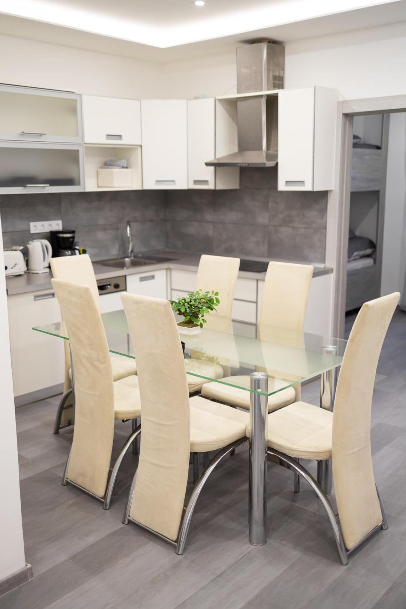 Fonix Apartman Debrecen Ngoại thất bức ảnh