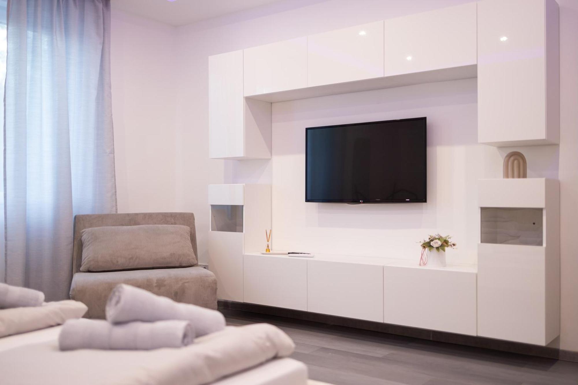Fonix Apartman Debrecen Ngoại thất bức ảnh