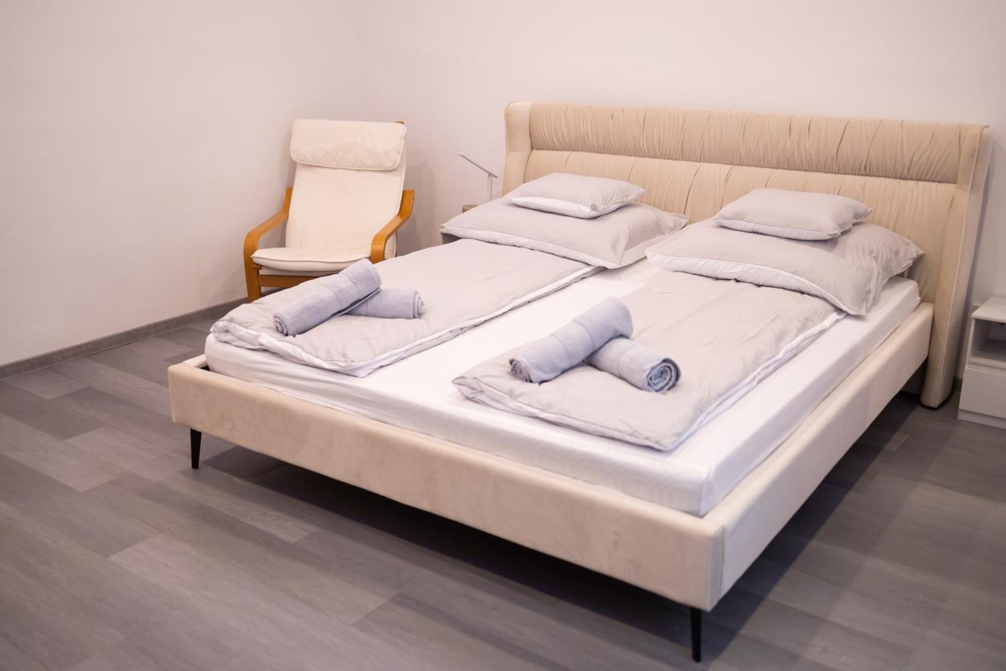 Fonix Apartman Debrecen Ngoại thất bức ảnh