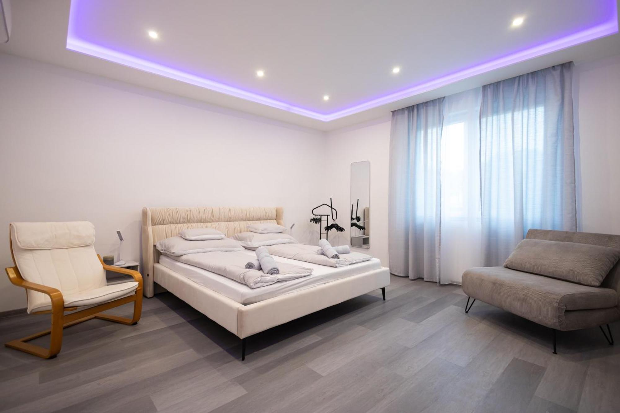 Fonix Apartman Debrecen Ngoại thất bức ảnh